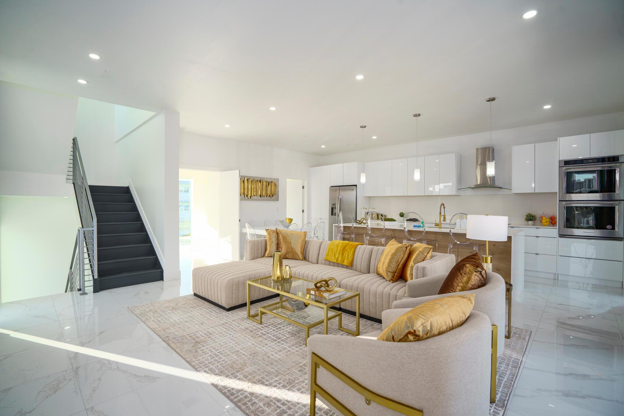 POMPANO BY THE SEA - Residential Income