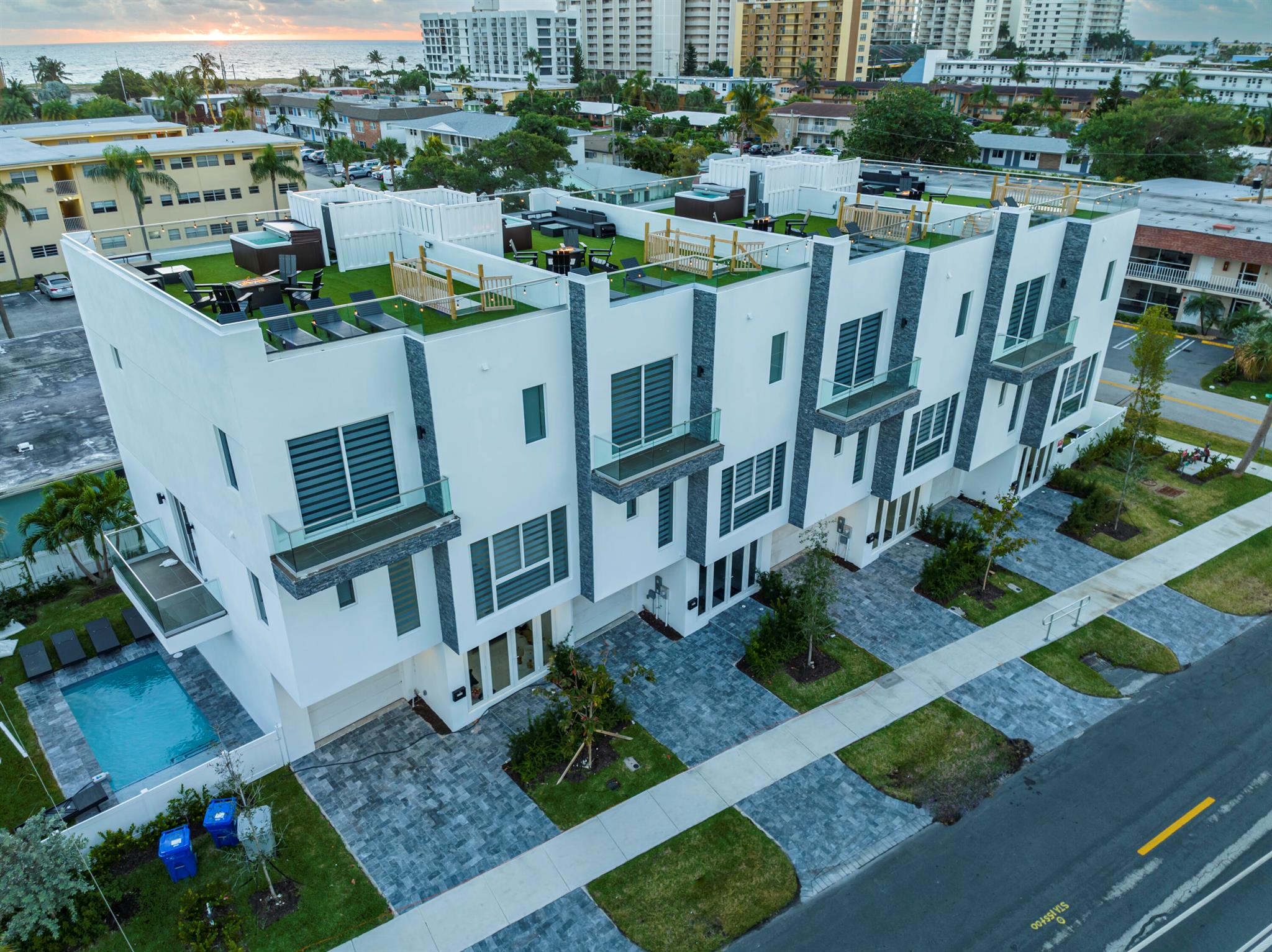 POMPANO BY THE SEA - Residential Income