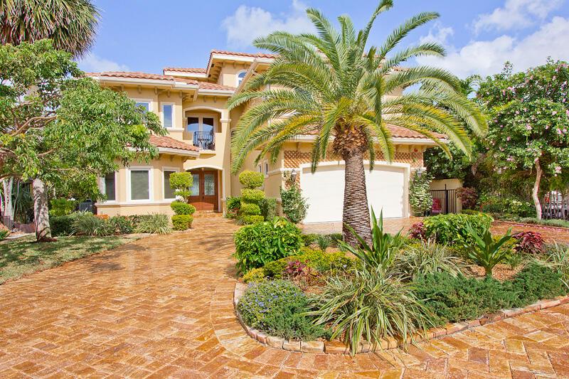 POINSETTIA GARDENS 29-32 - Residential