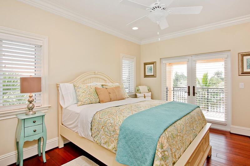 POINSETTIA GARDENS 29-32 - Residential