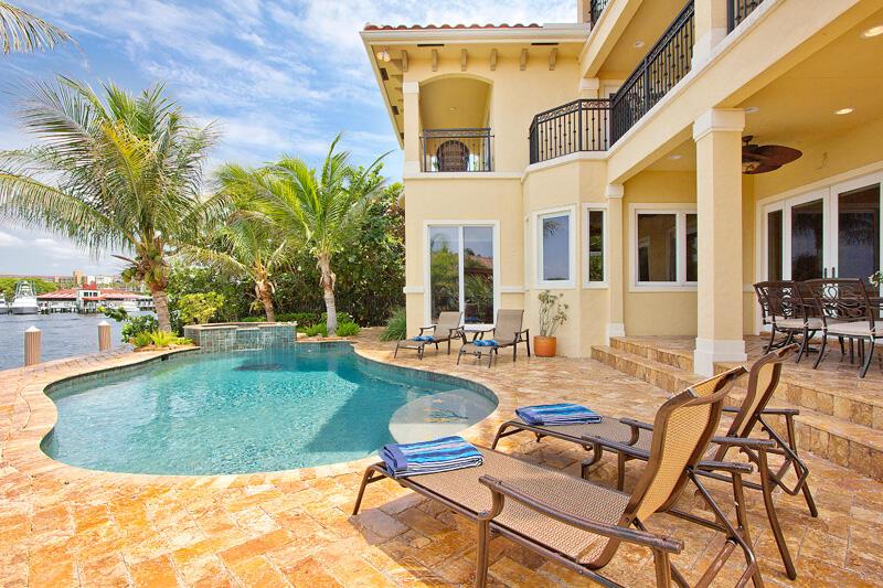 POINSETTIA GARDENS 29-32 - Residential