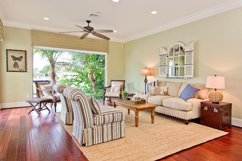 POINSETTIA GARDENS 29-32 - Residential