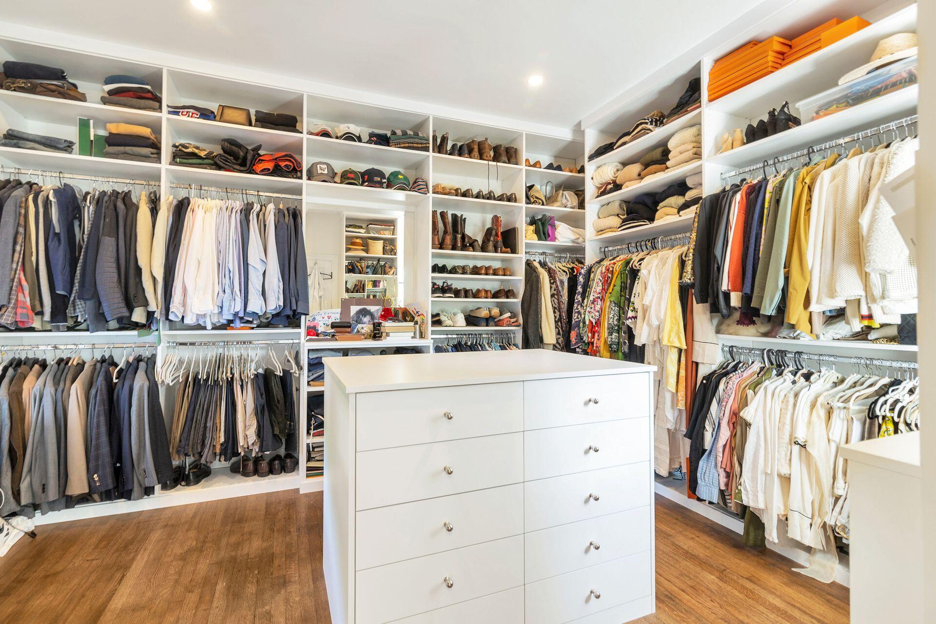 ELLAMAR - Residential