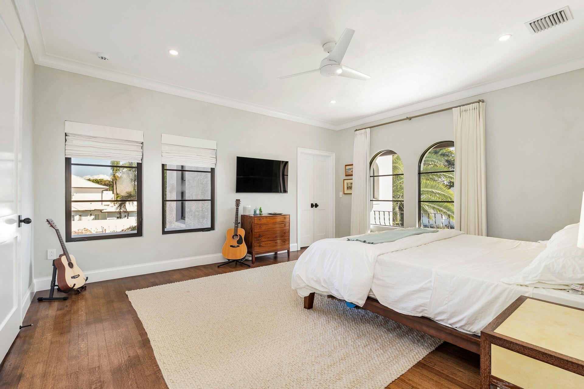 ELLAMAR - Residential