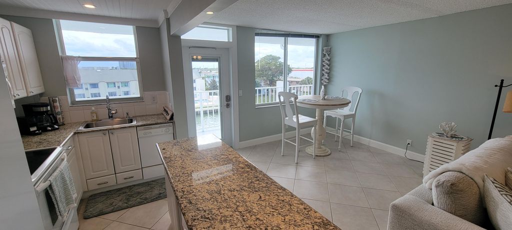 Photo of 104 Paradise Harbour 505 Boulevard #505, North Palm Beach, FL 33408 (MLS # R11053247)