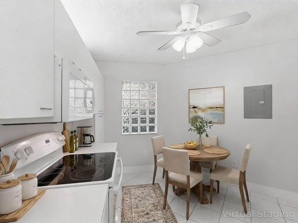 Photo of 5265 Brisata Circle #P, Boynton Beach, FL 33437 (MLS # B26013603)