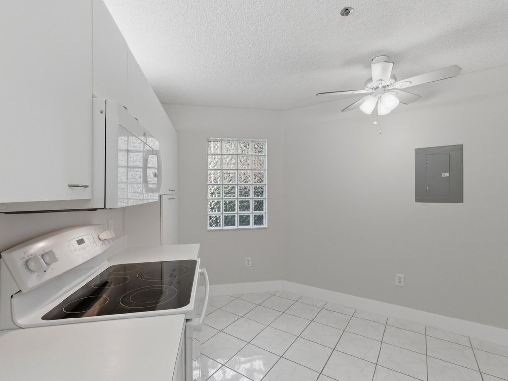 Photo of 5265 Brisata Circle #P, Boynton Beach, FL 33437 (MLS # B26013603)