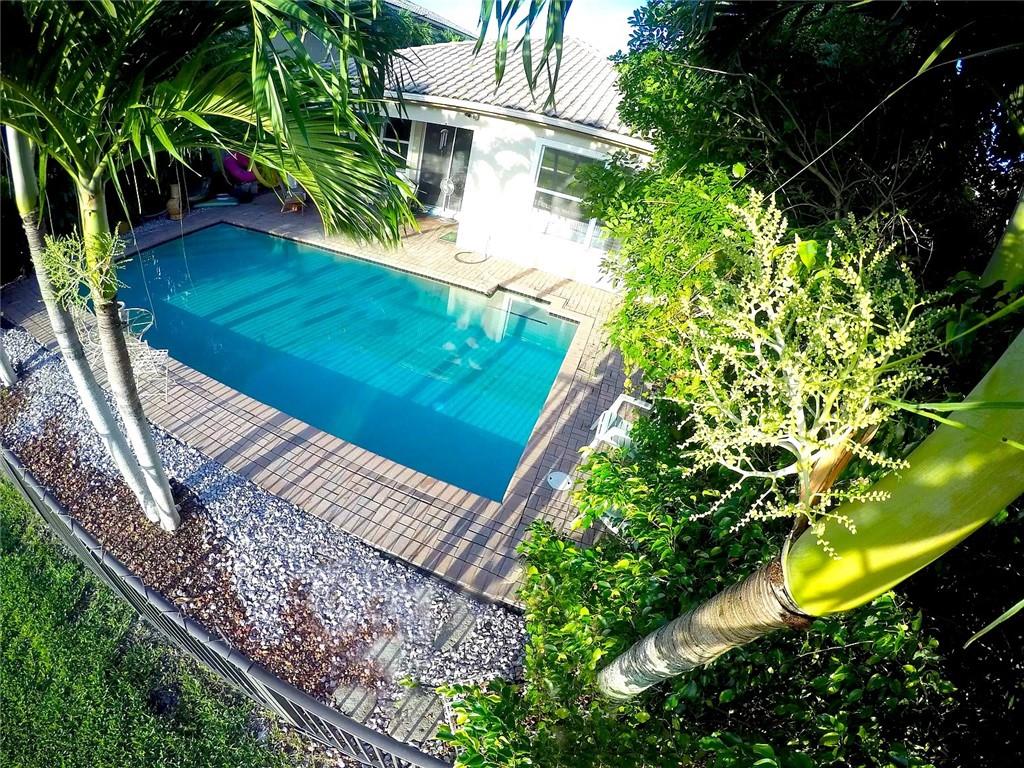 Heron Bay Six 167-16 B - Residential