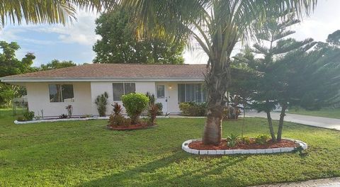 A home in Port St Lucie