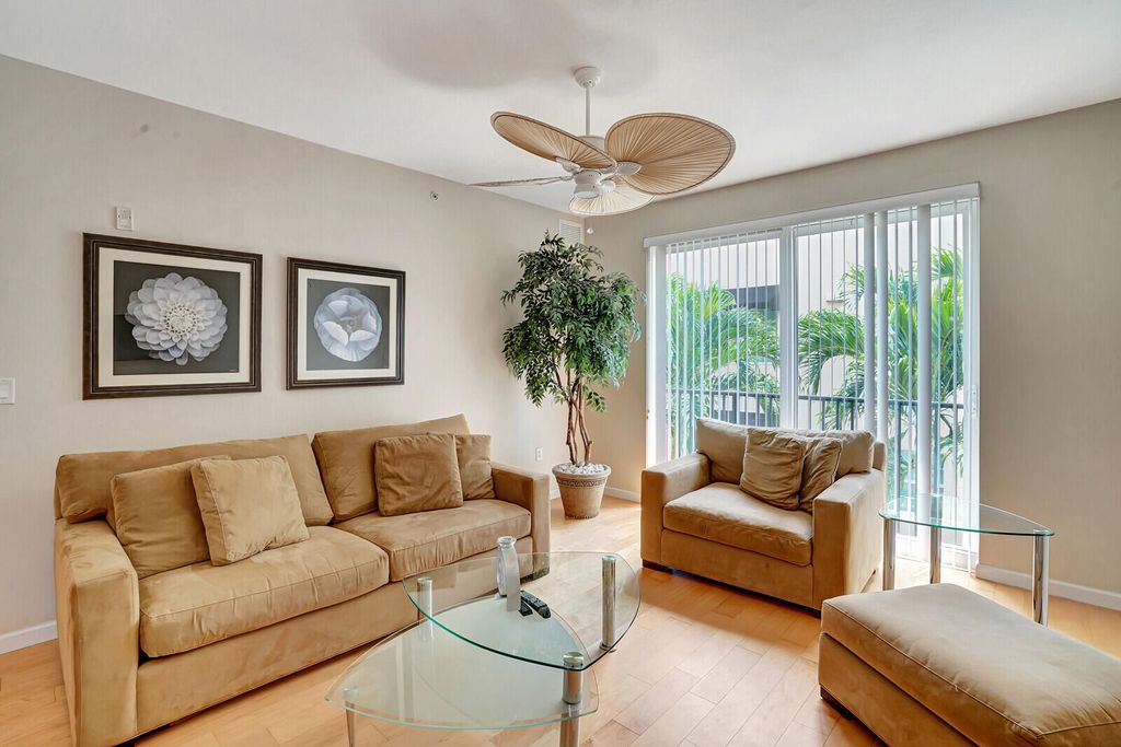 Photo of 235 NE 1st Street #404, Delray Beach, FL 33444 (MLS # R11093807)