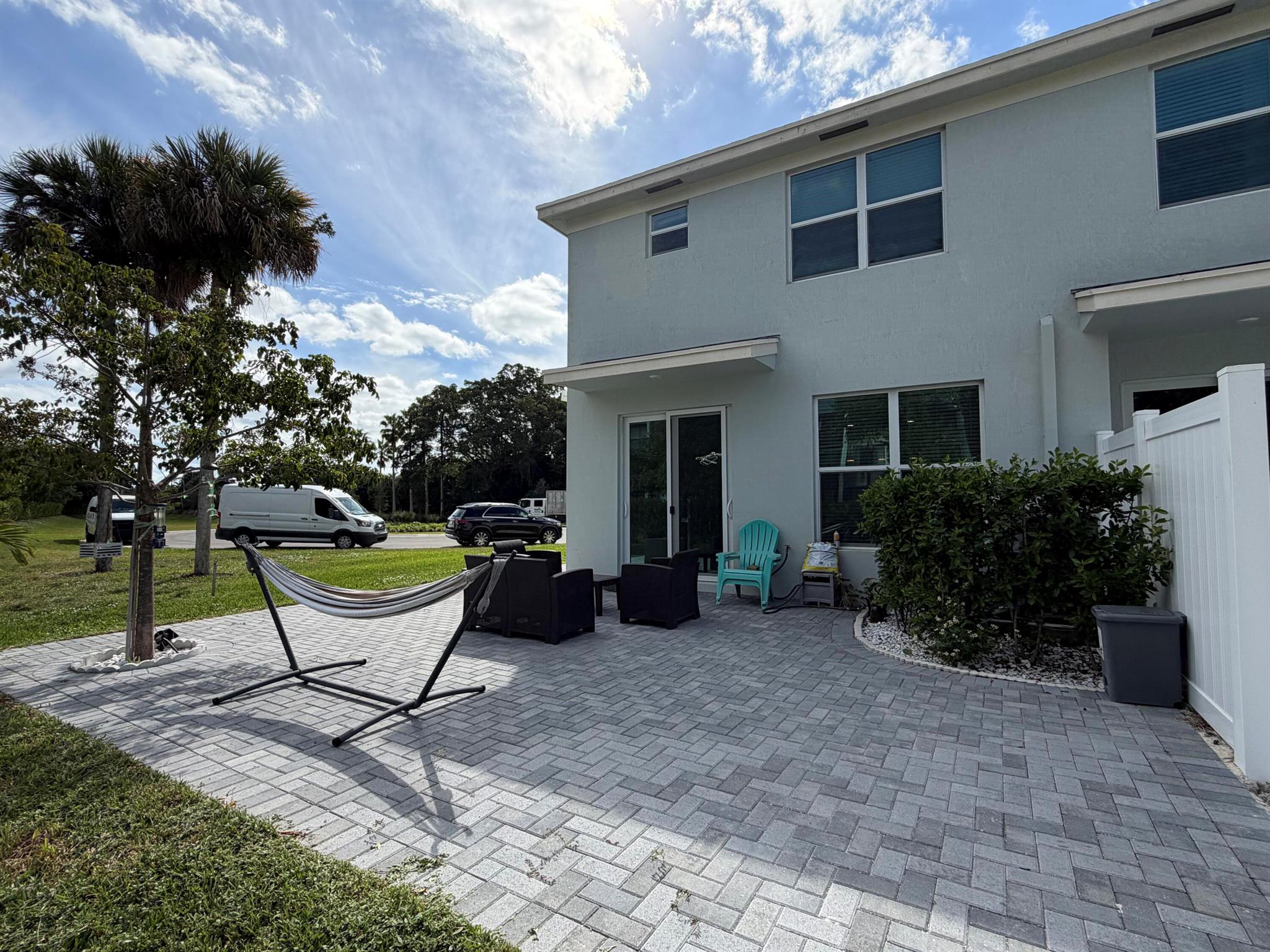 LAKESHORE AT THE FOUNTAIN - Residential Lease