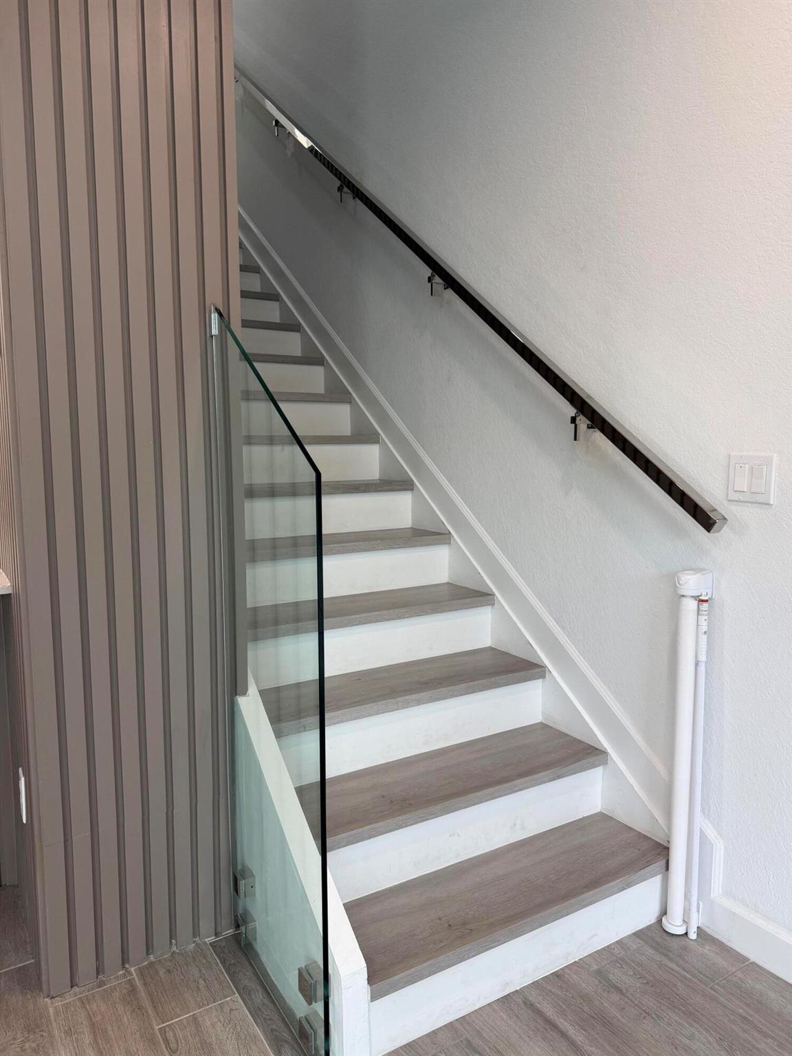 LAKESHORE AT THE FOUNTAIN - Residential Lease