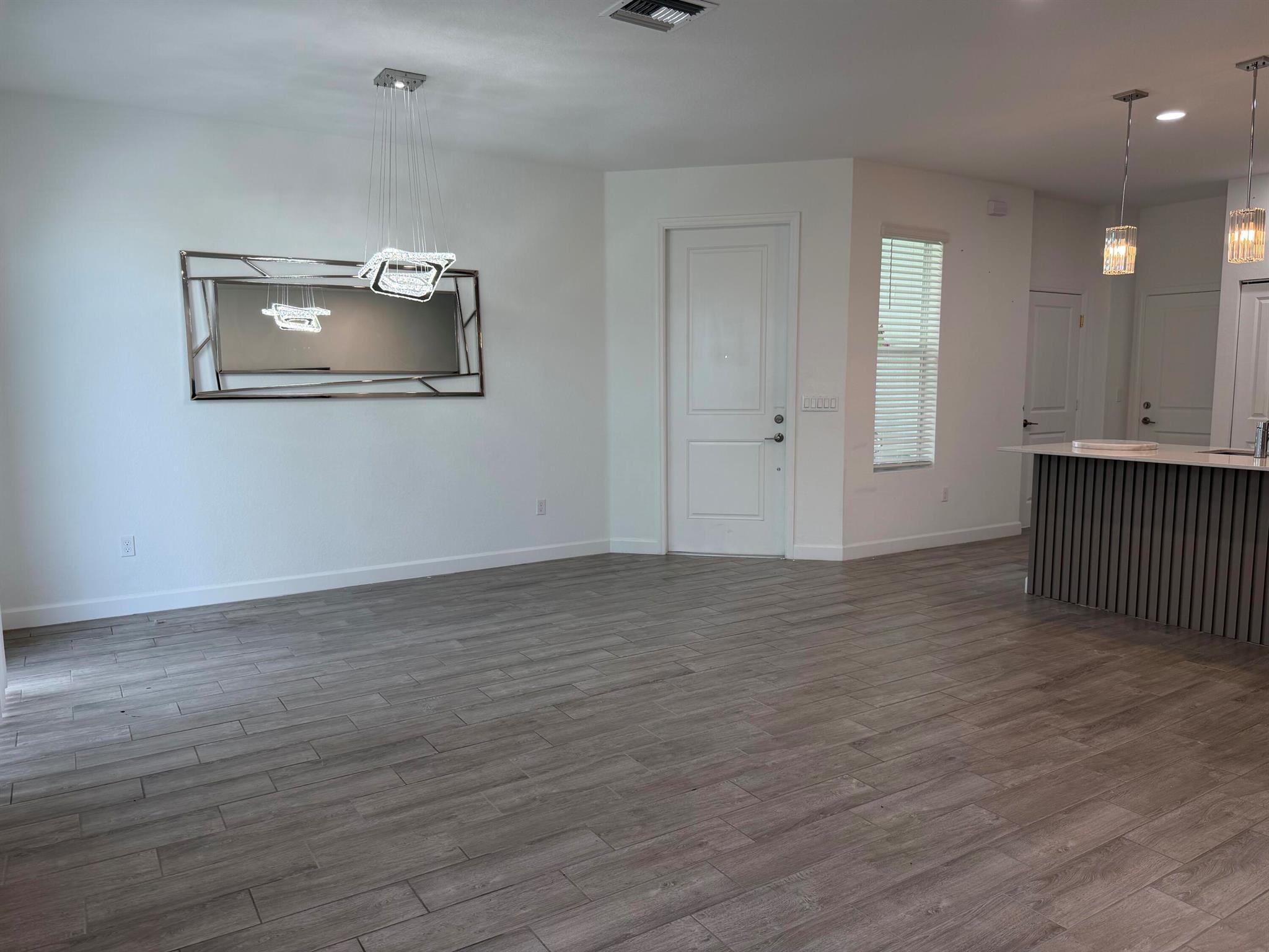 LAKESHORE AT THE FOUNTAIN - Residential Lease