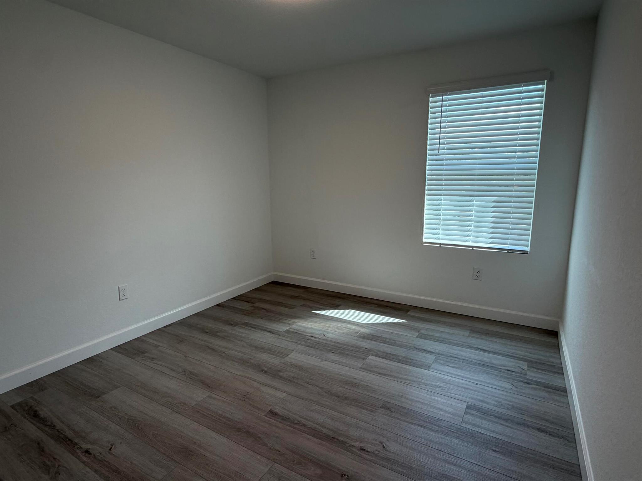 LAKESHORE AT THE FOUNTAIN - Residential Lease