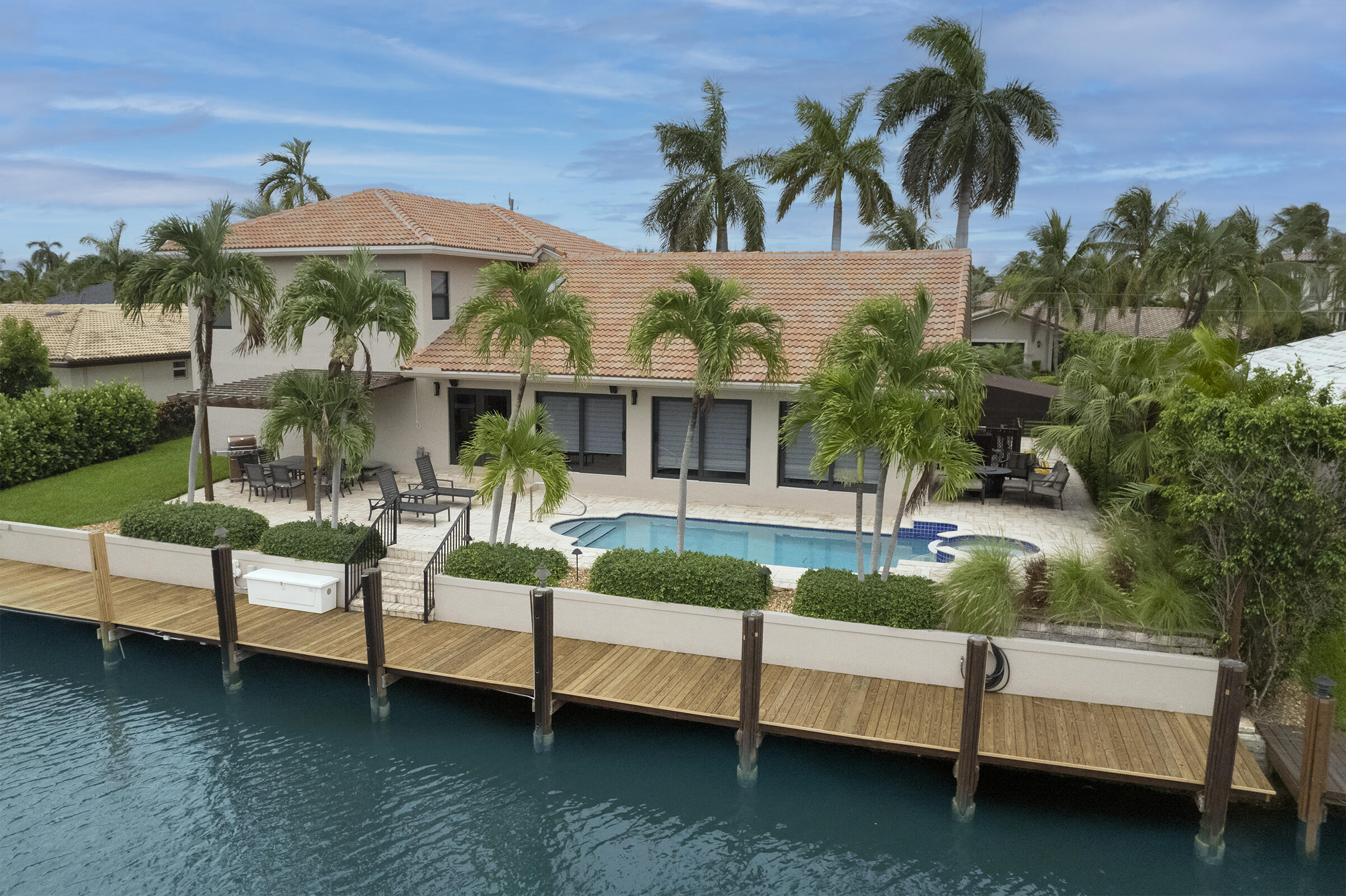 VENETIAN ISLES 3RD SEC - Residential