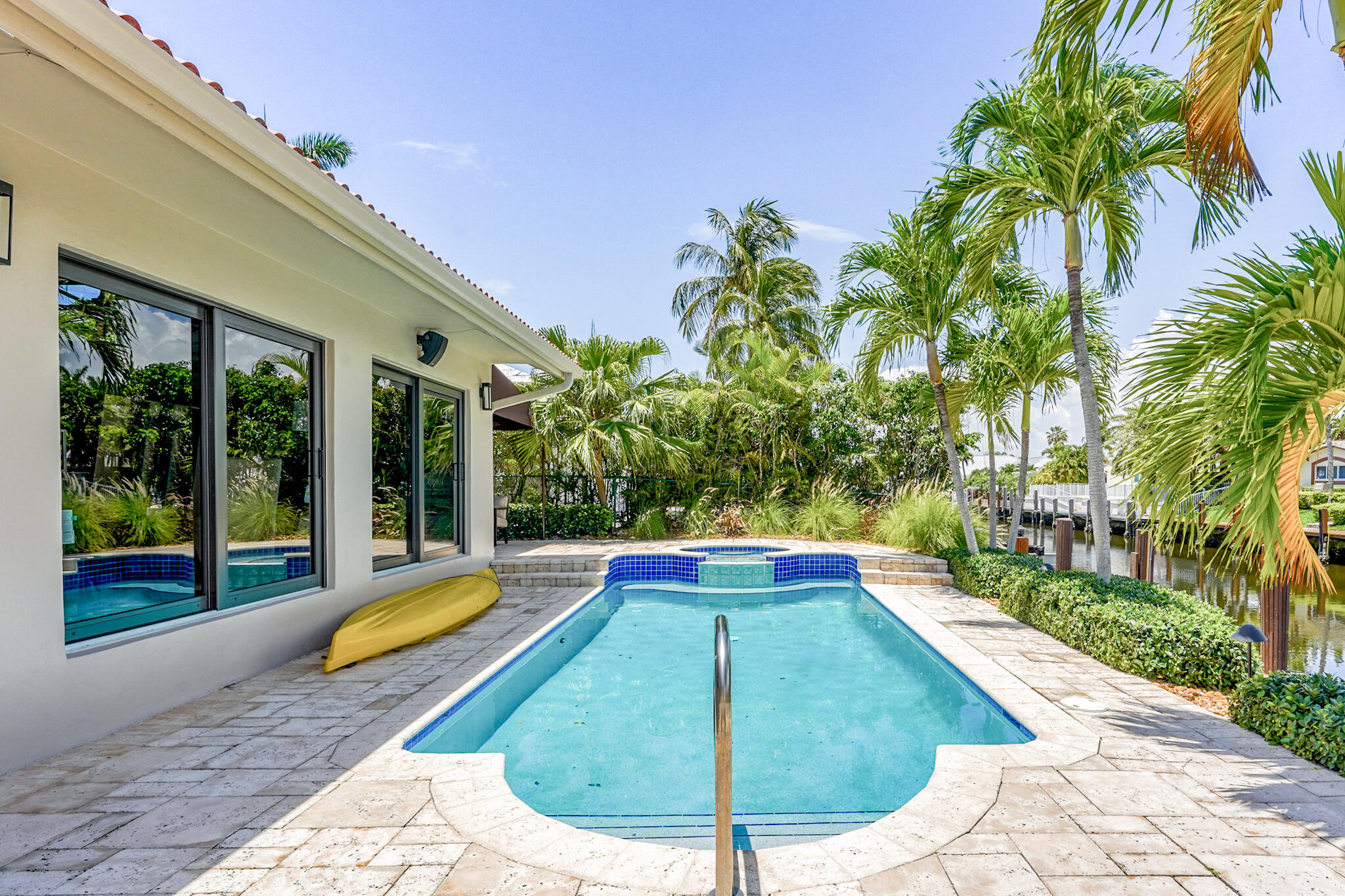 VENETIAN ISLES 3RD SEC - Residential