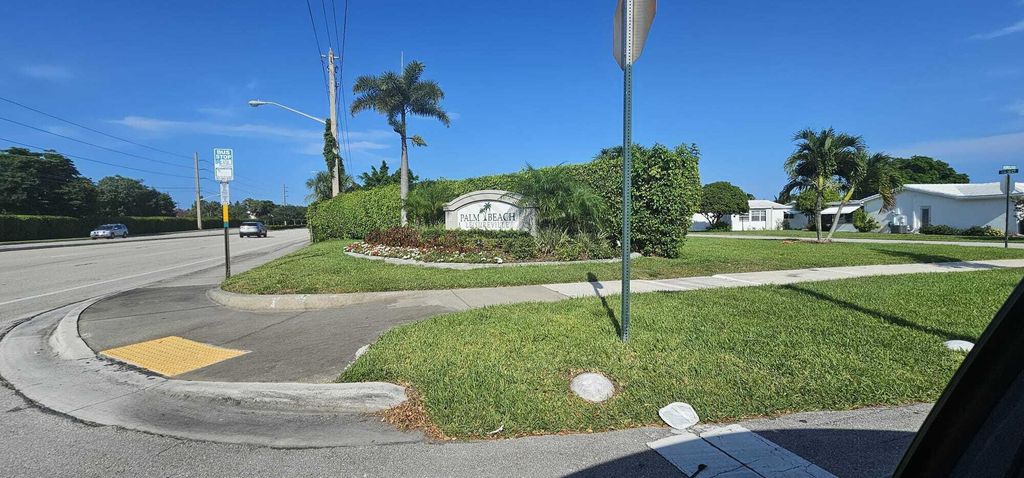 Photo of 1111 Lake Terrace #209 C, Boynton Beach, FL 33426 (MLS # R11005485)