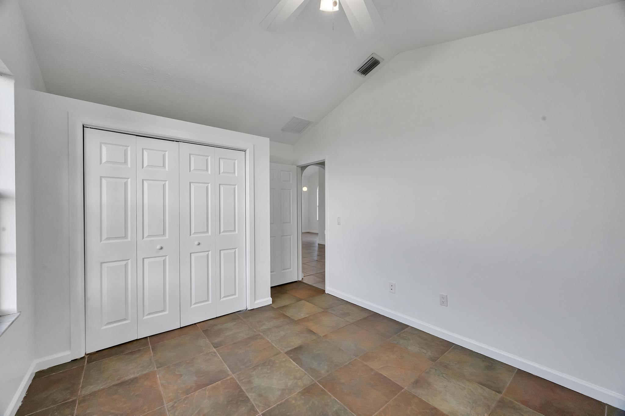 PORT ST LUCIE SECTION 9 - Residential Lease