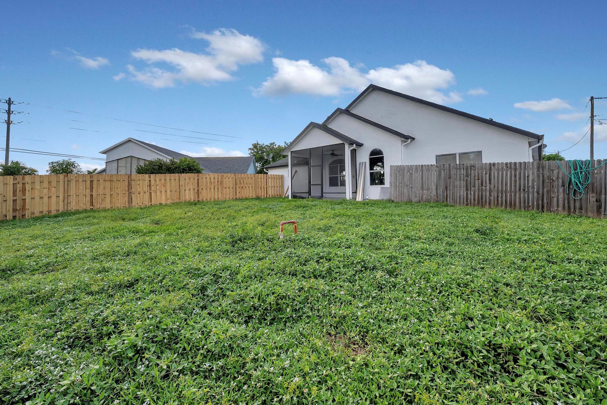 PORT ST LUCIE SECTION 9 - Residential Lease