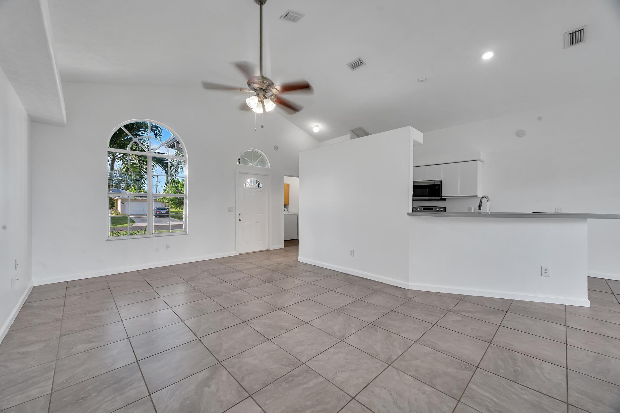 PORT ST LUCIE SECTION 9 - Residential Lease