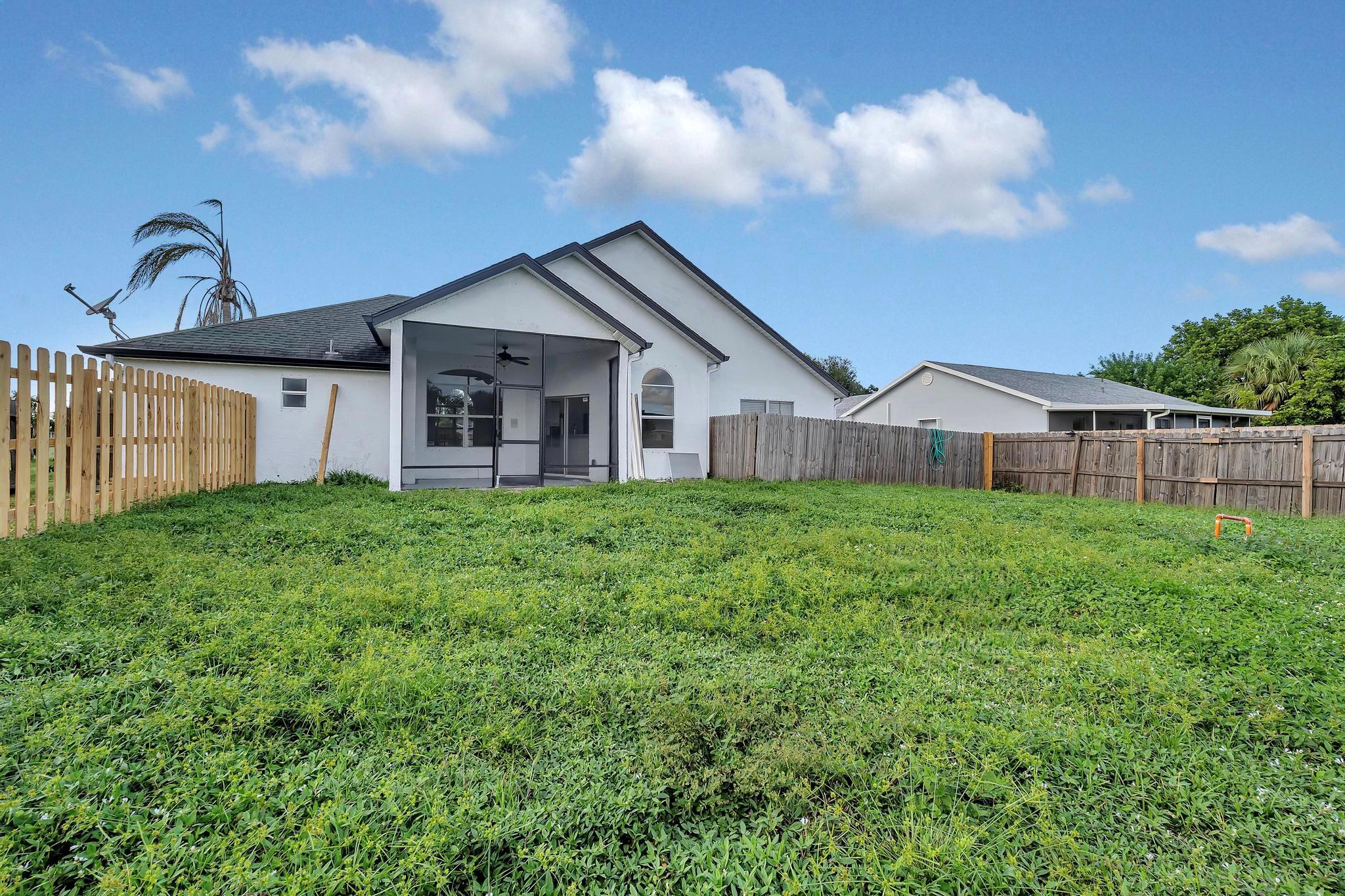 PORT ST LUCIE SECTION 9 - Residential Lease