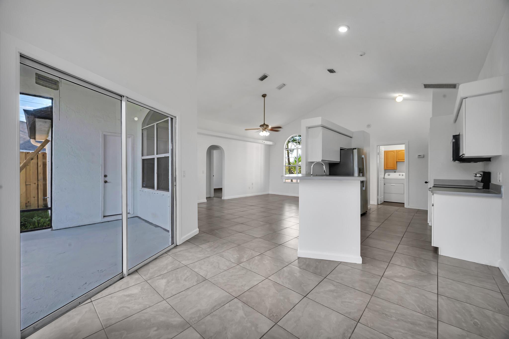 PORT ST LUCIE SECTION 9 - Residential Lease