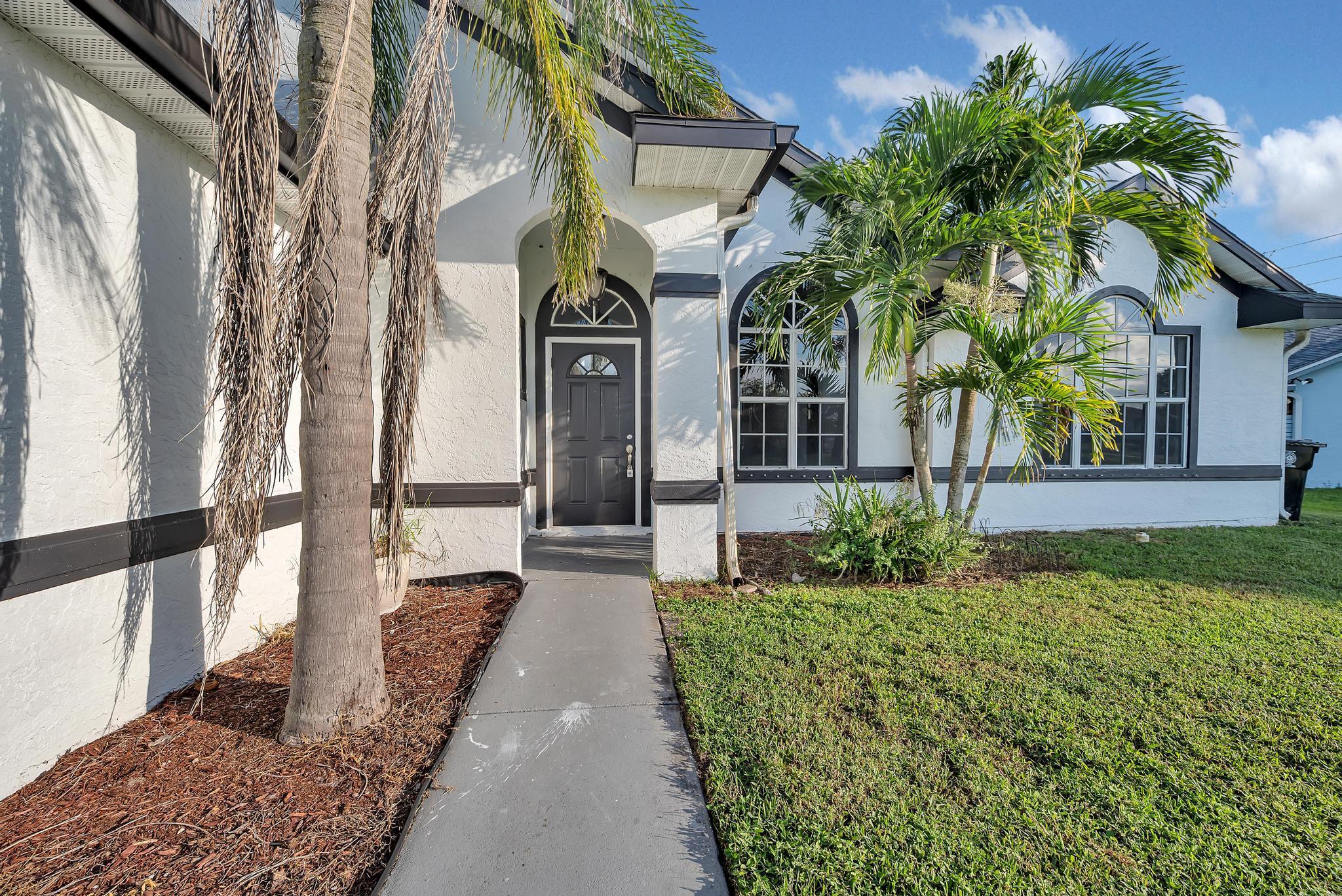 PORT ST LUCIE SECTION 9 - Residential Lease