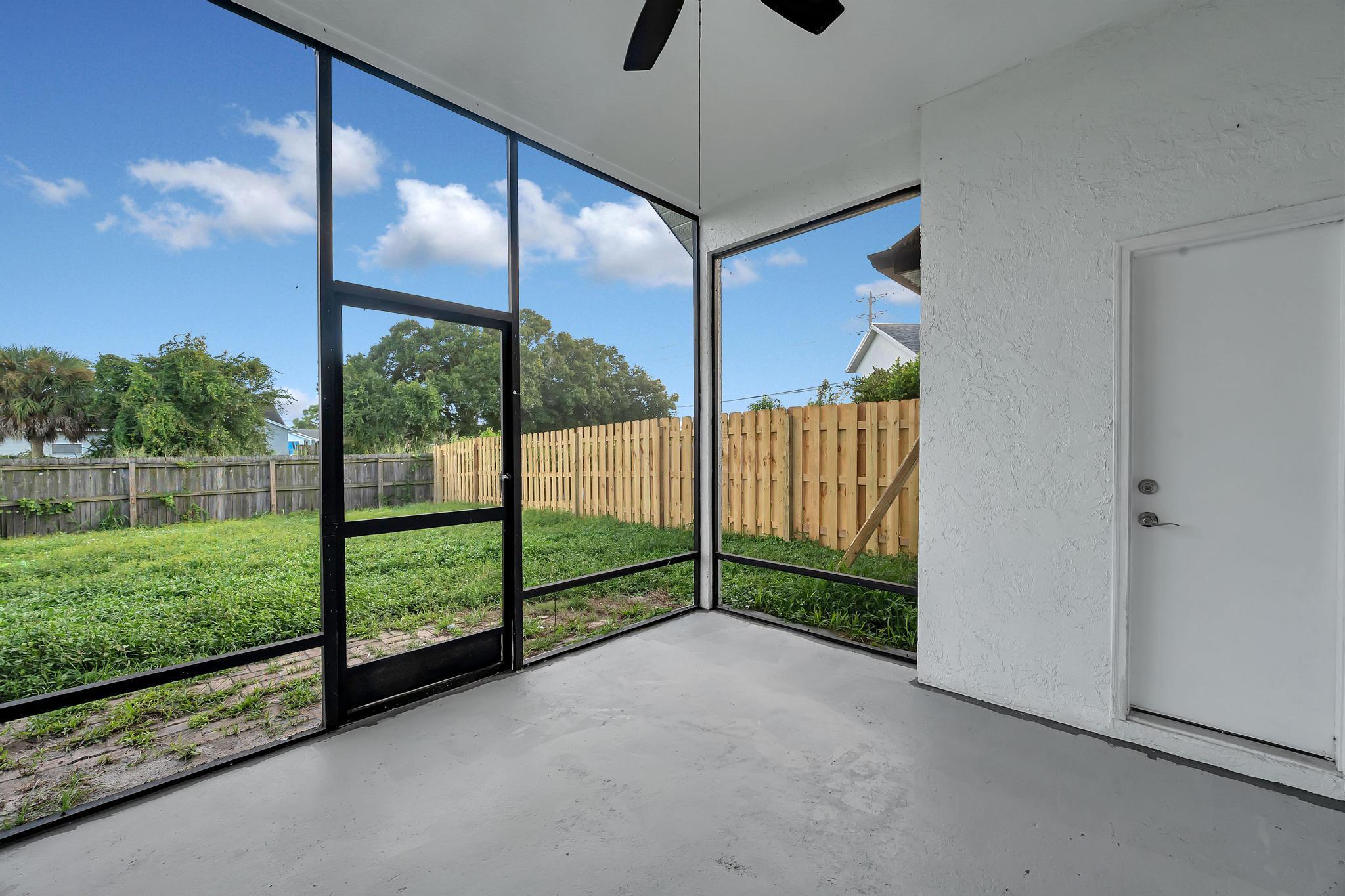 PORT ST LUCIE SECTION 9 - Residential Lease