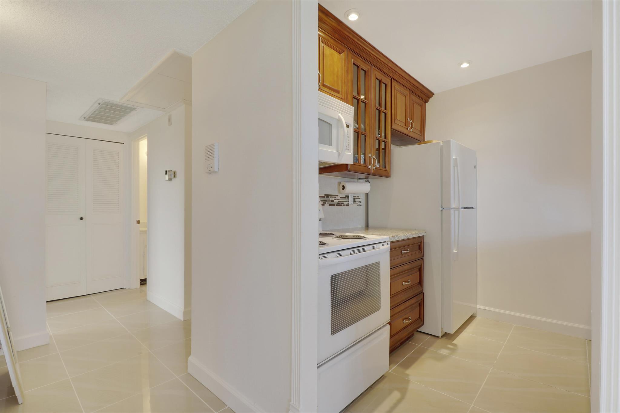 TIERRA DEL SOL CONDO - Residential