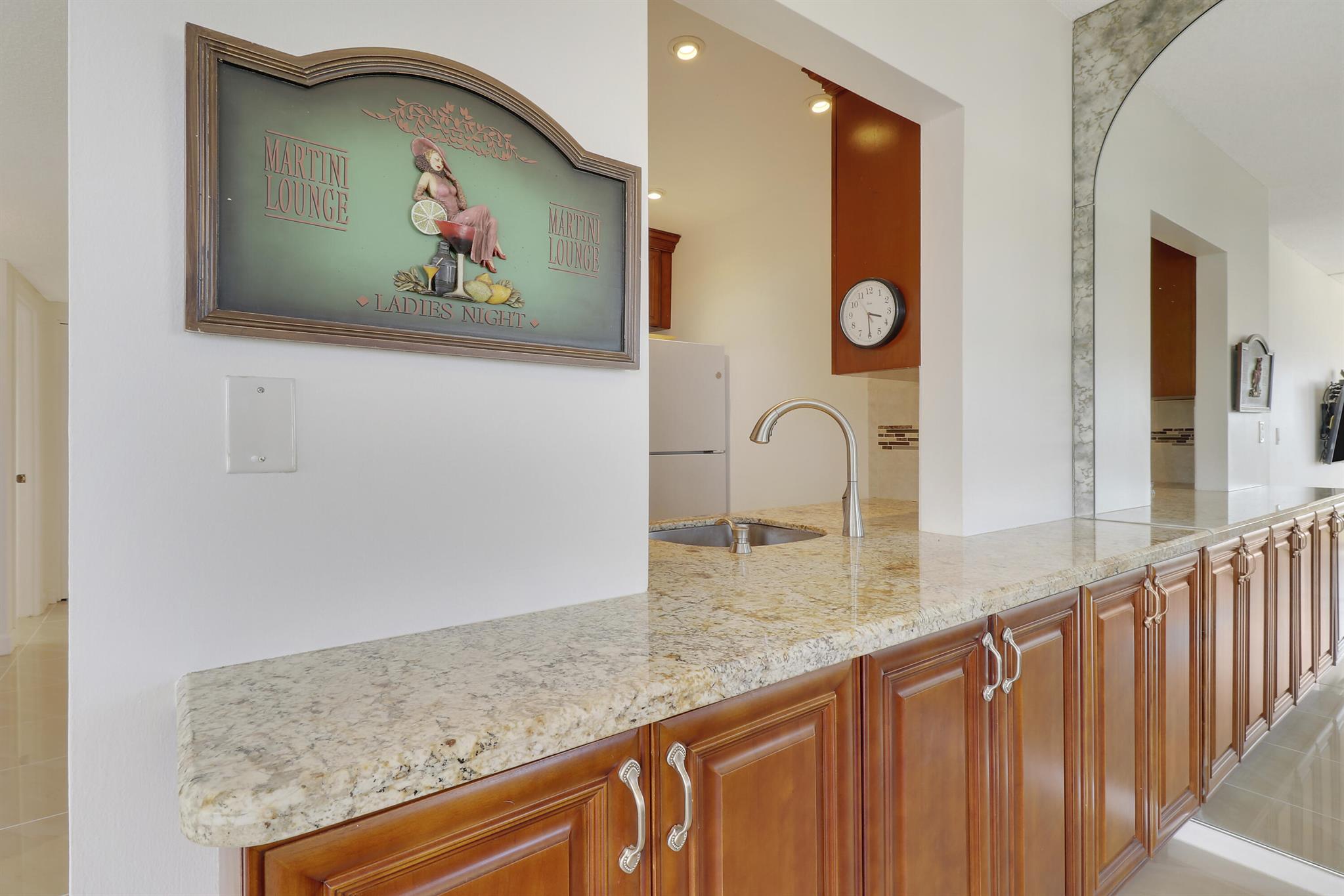 TIERRA DEL SOL CONDO - Residential