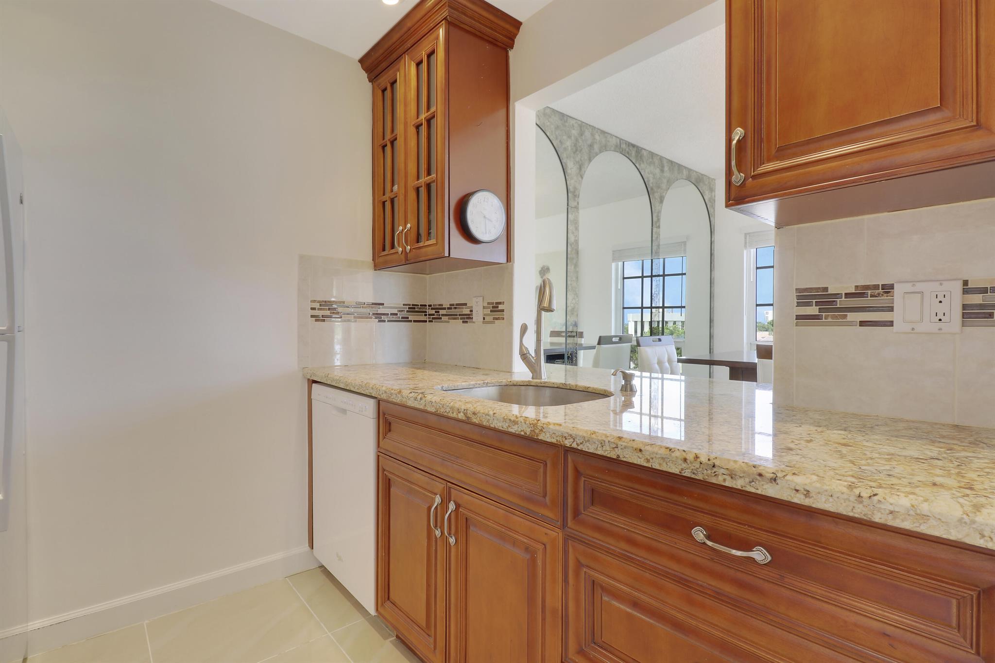 TIERRA DEL SOL CONDO - Residential