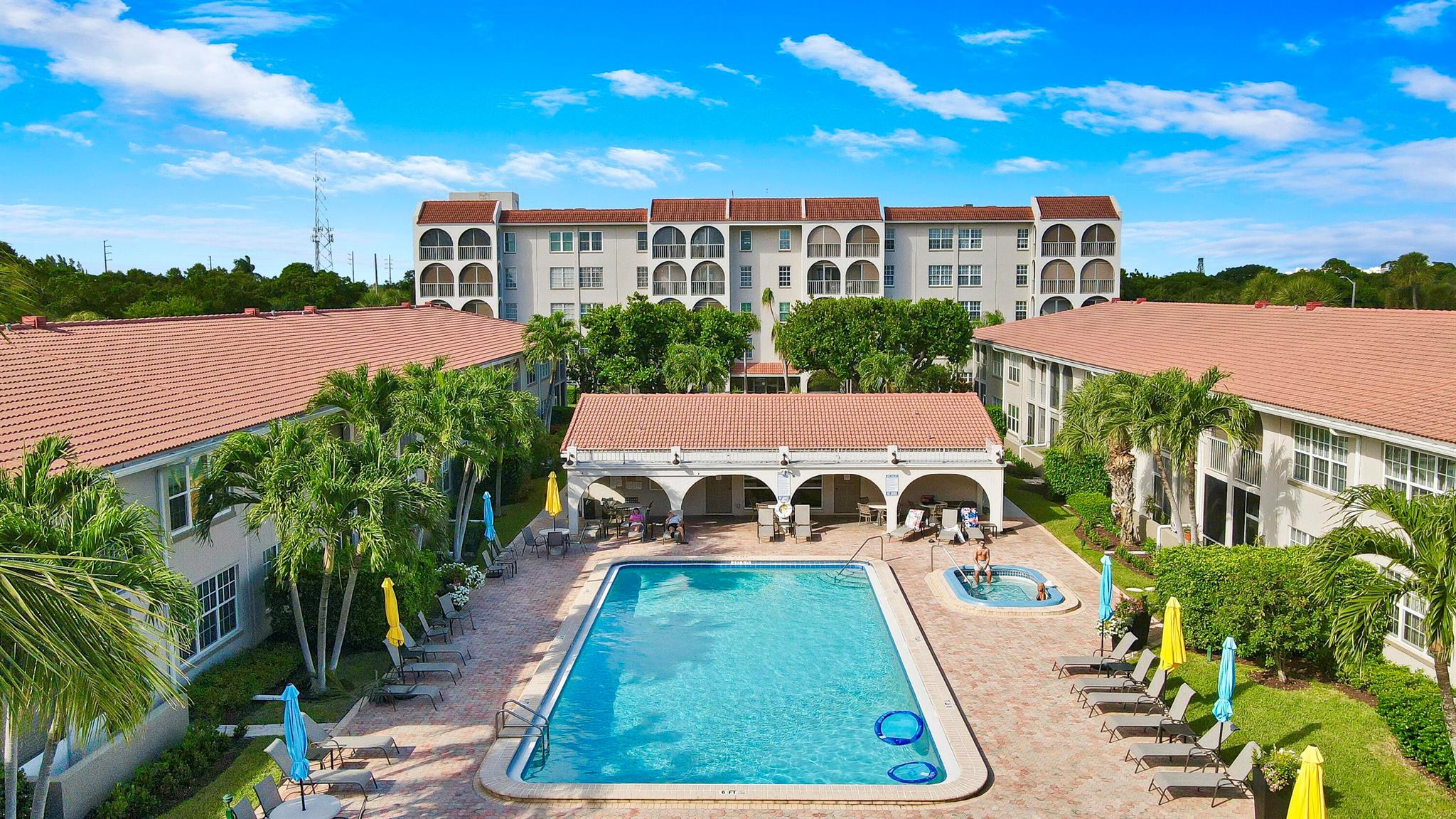 TIERRA DEL SOL CONDO - Residential