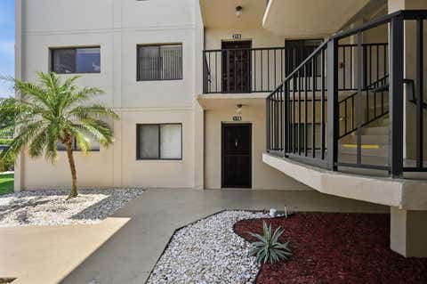 Tiny photo for 5370 Las Verdes Circle #219, Delray Beach, FL 33484 (MLS # B26017082)