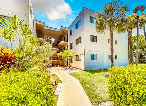 5370 Las Verdes Circle Delray Beach FL 33484