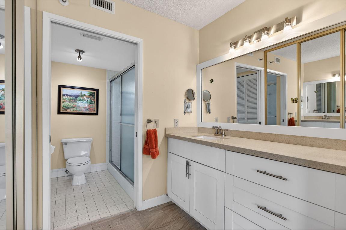 CYPRESS BEND CONDOMINIUM VII - Residential