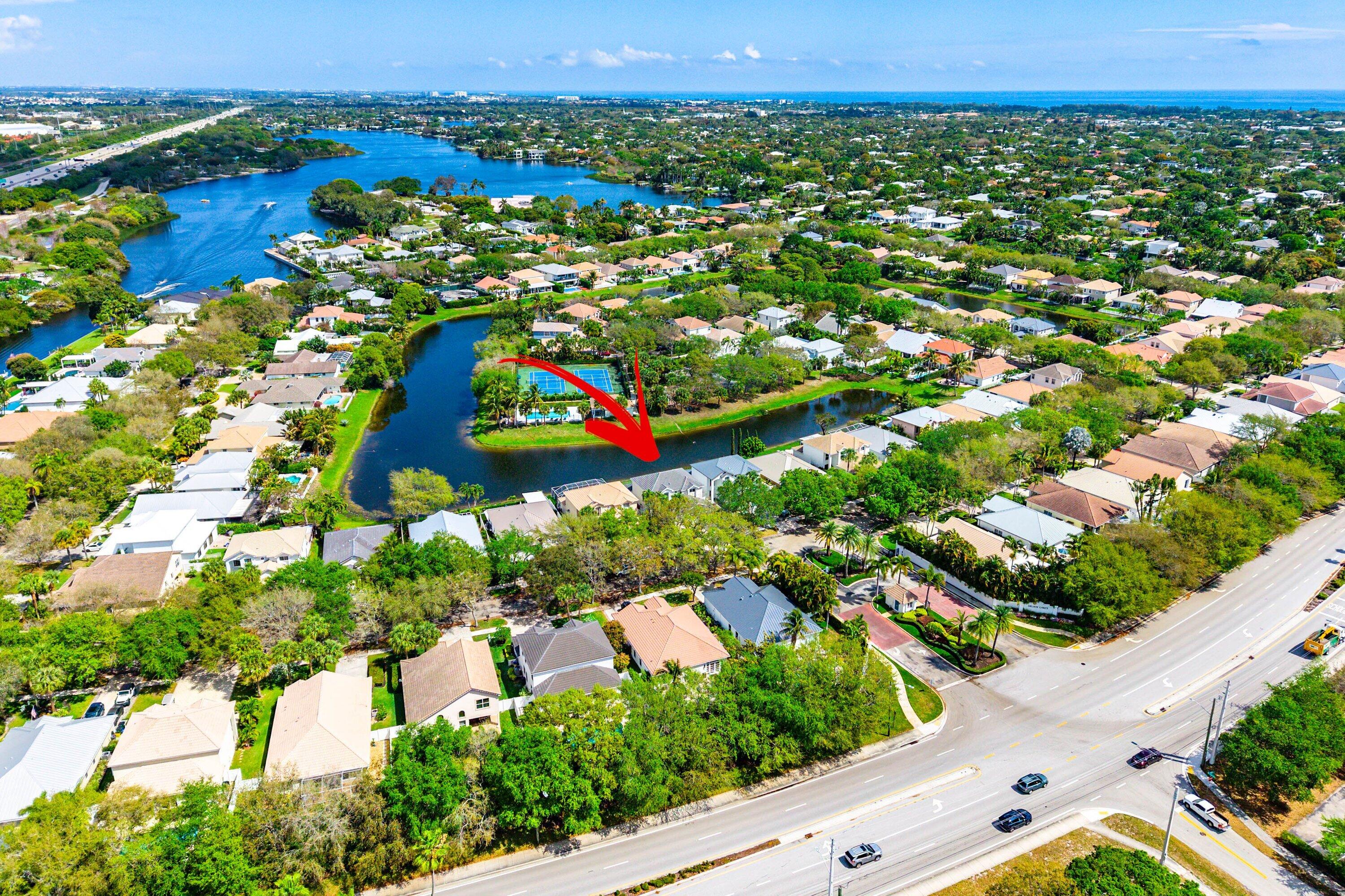DELRAY LAKES - Residential