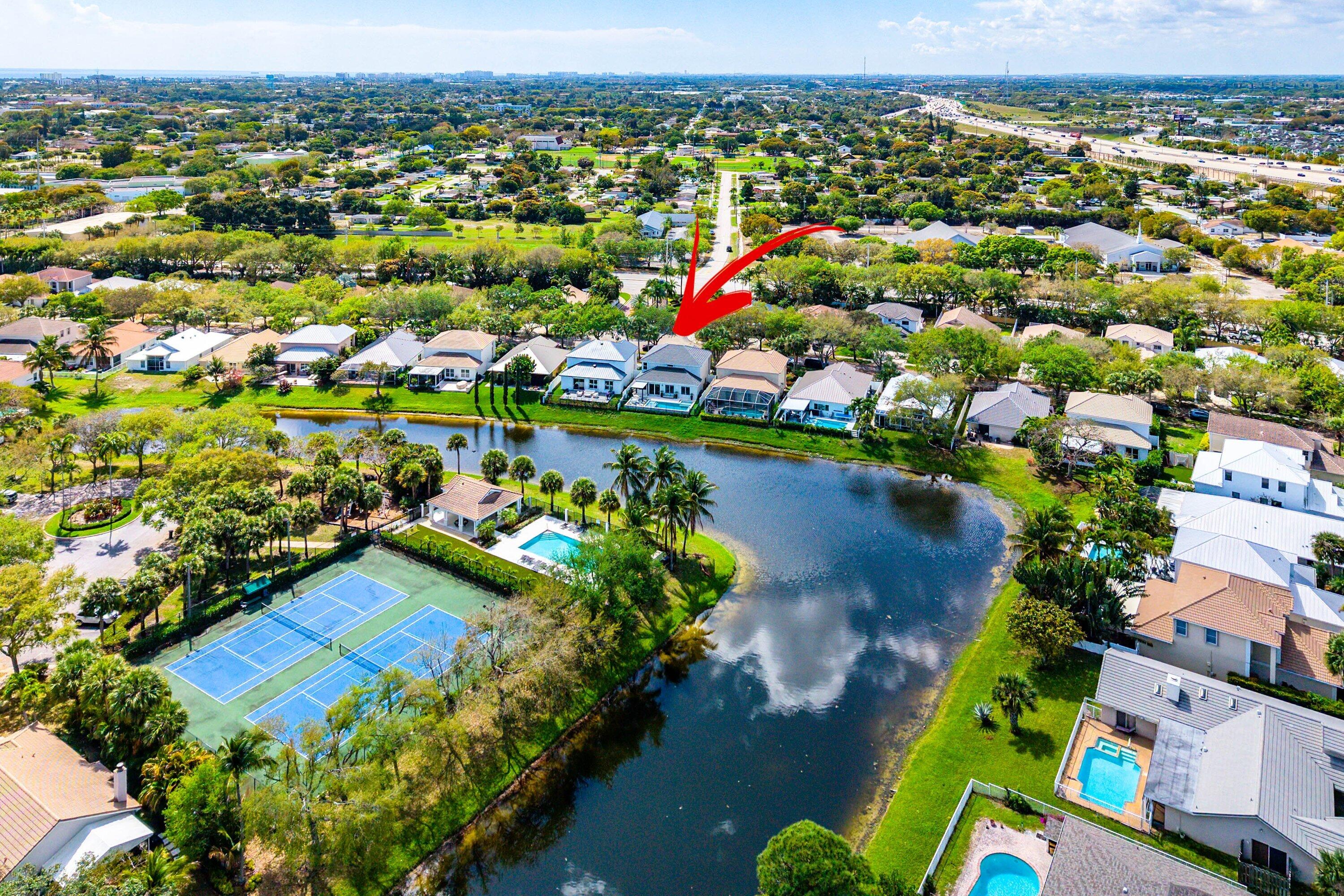 DELRAY LAKES - Residential