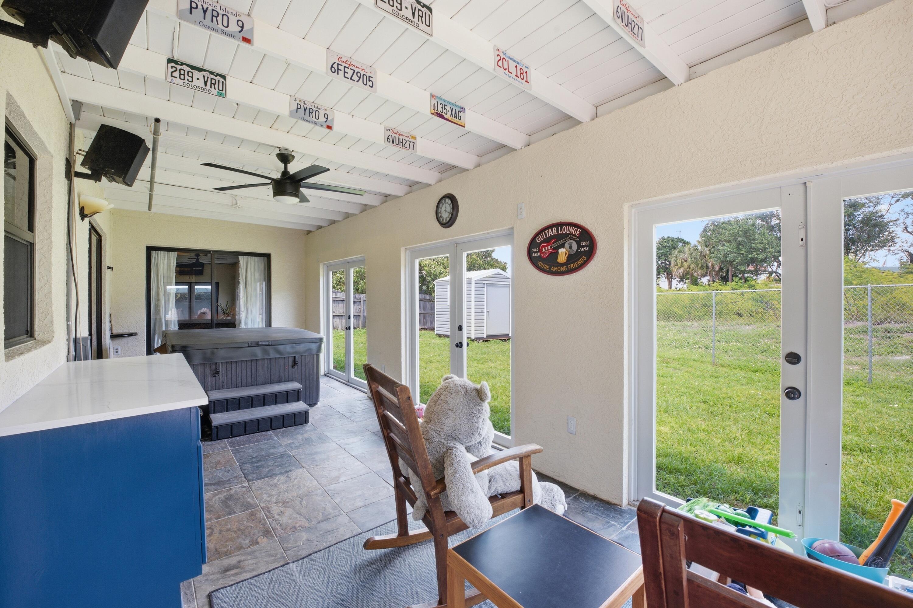SANDALFOOT COVE SEC 3 - Residential