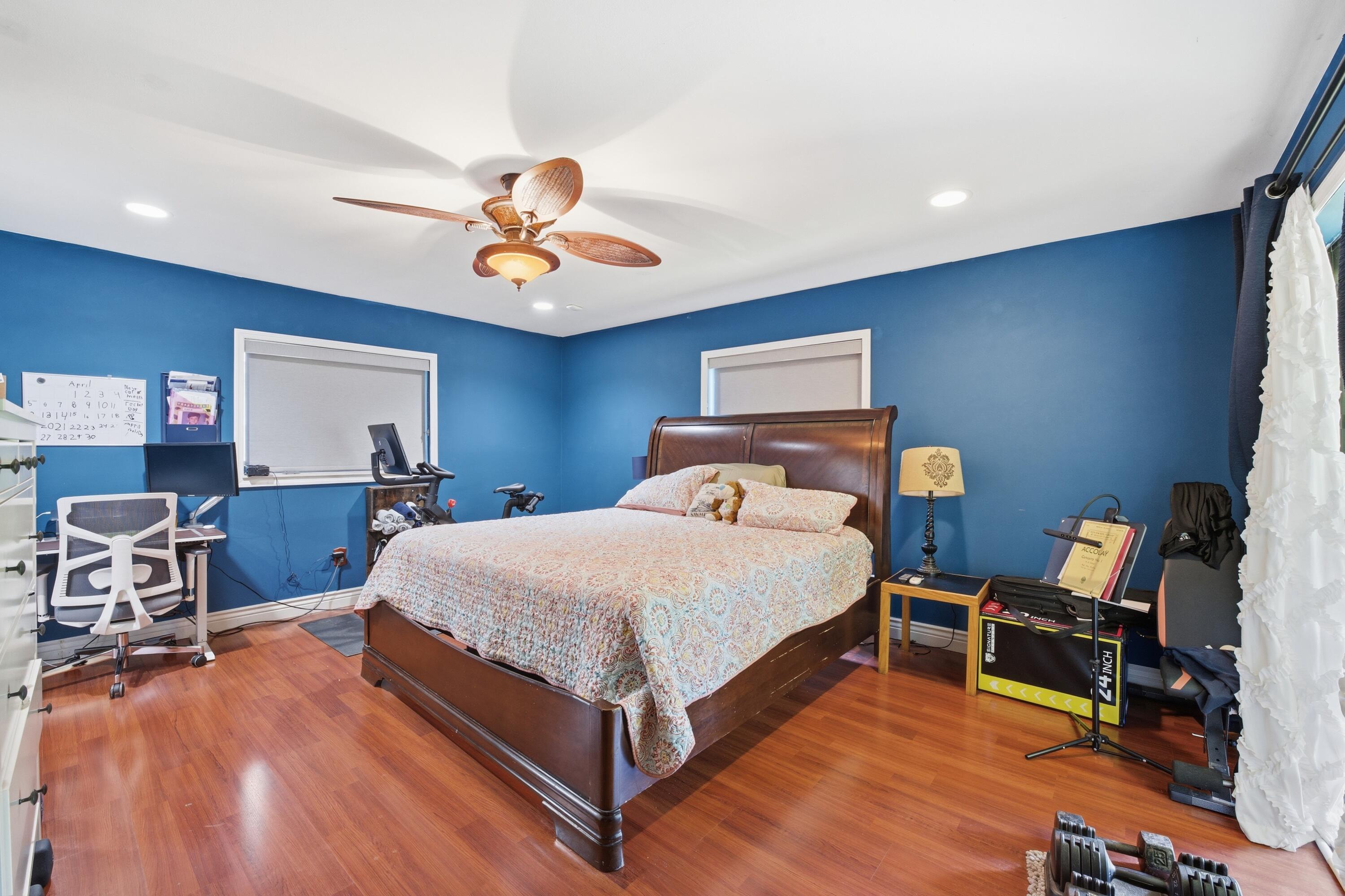 SANDALFOOT COVE SEC 3 - Residential