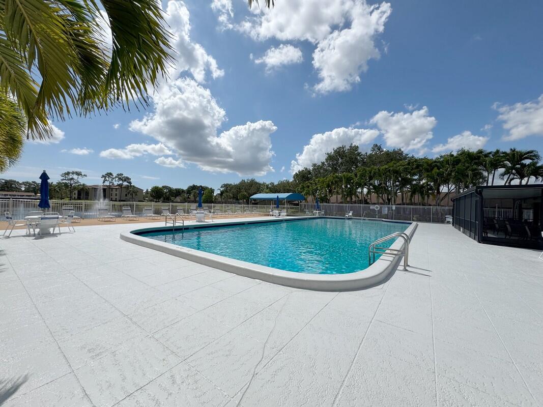 520 Shady Pine Way B1