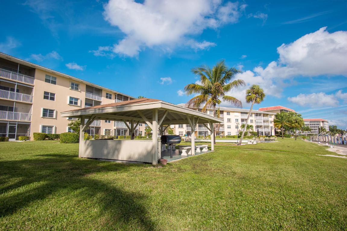 RIVER HOUSE TERRACE CONDO - Residential Lease