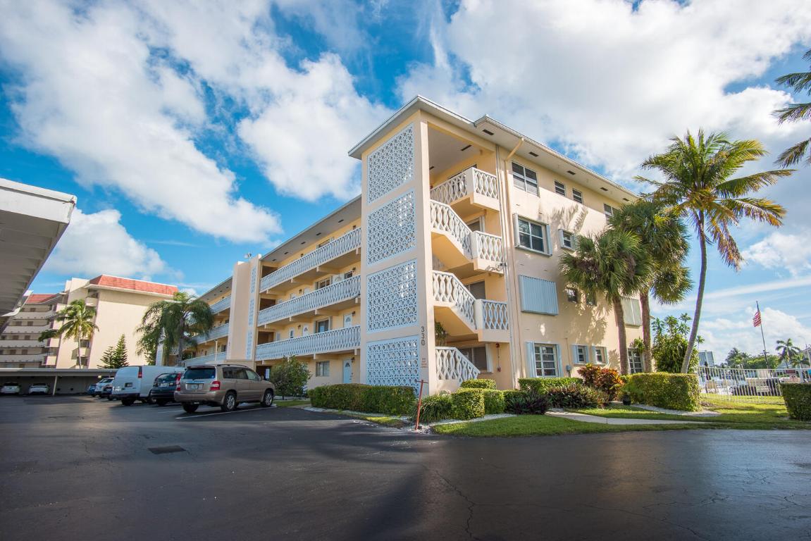 RIVER HOUSE TERRACE CONDO - Residential Lease