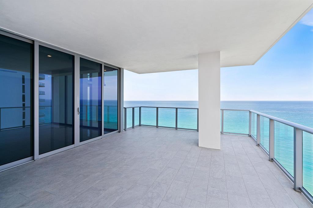 5000 NORTH OCEAN Condo - Residential