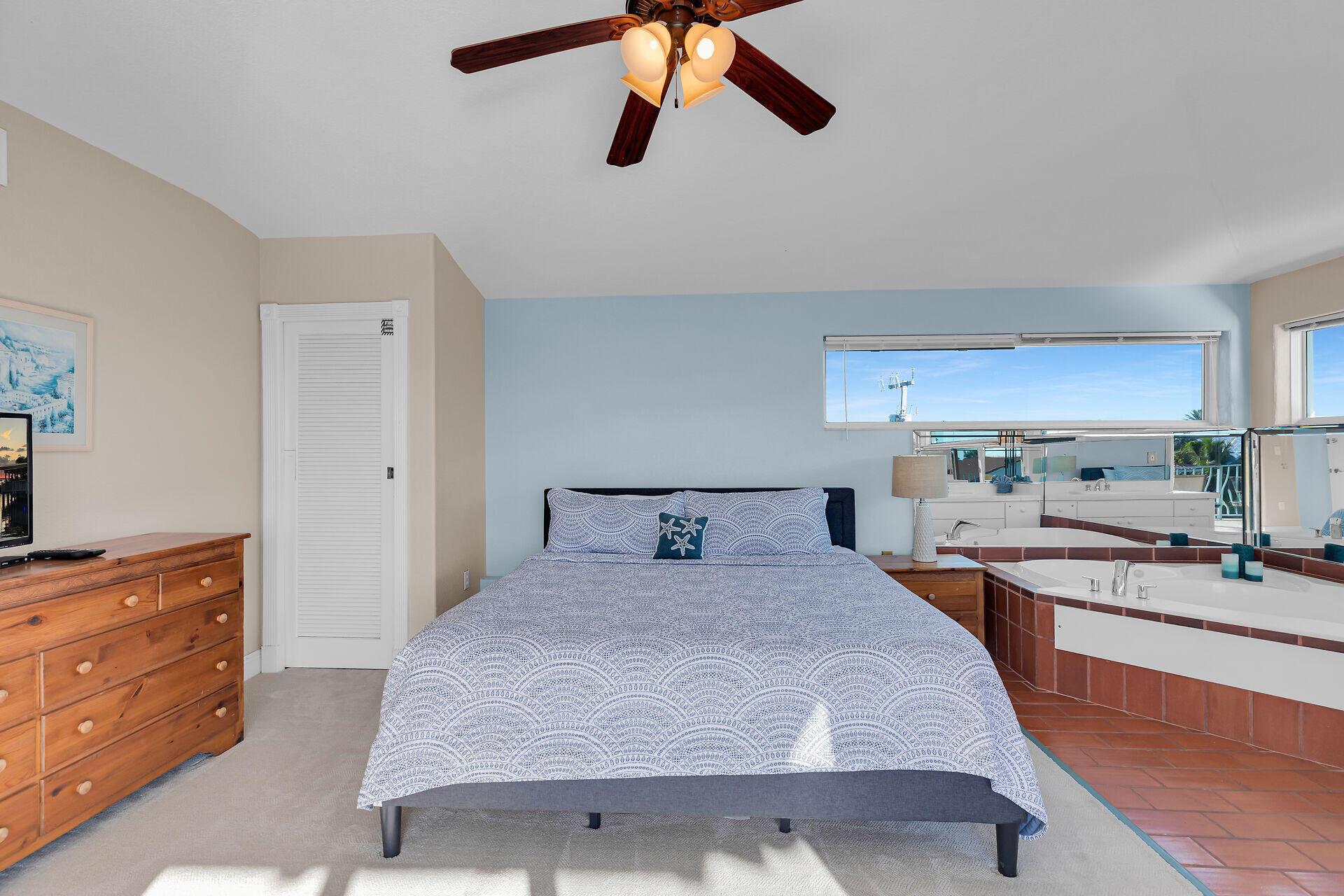 KEY COLONY BEACH 1ST ADD - Residential