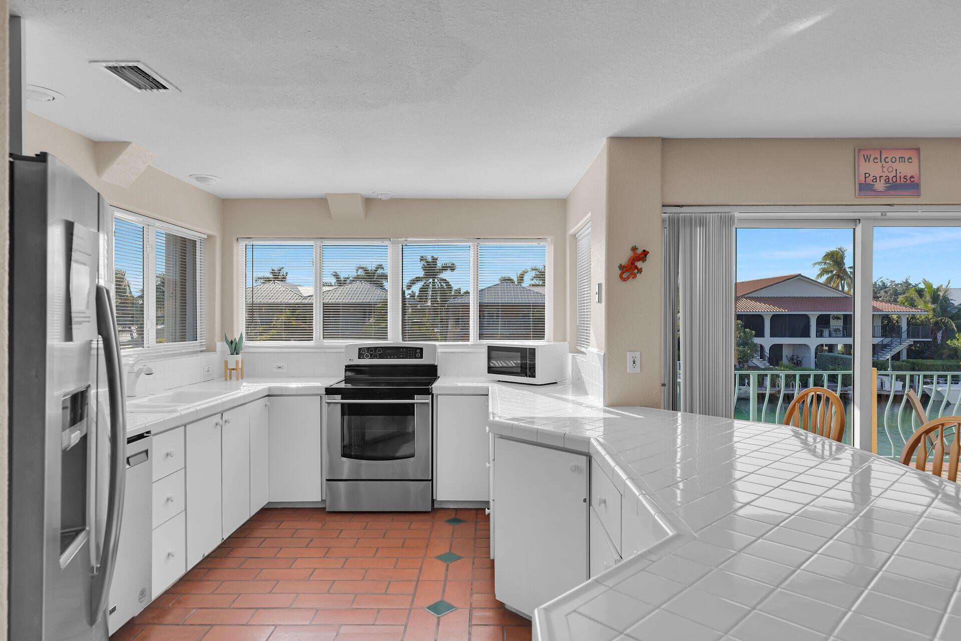 KEY COLONY BEACH 1ST ADD - Residential