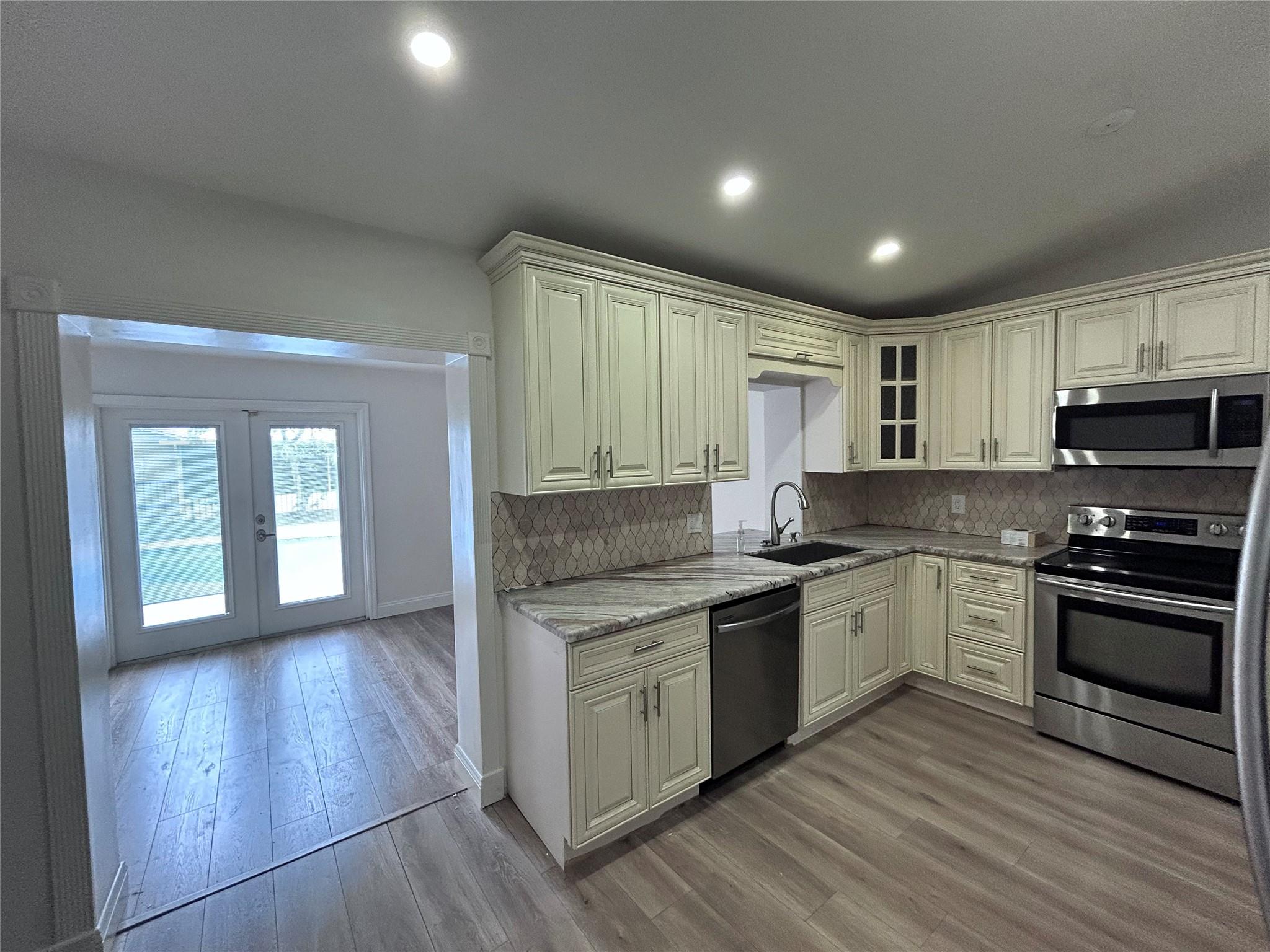 Coral Spgs Country Club W - Residential