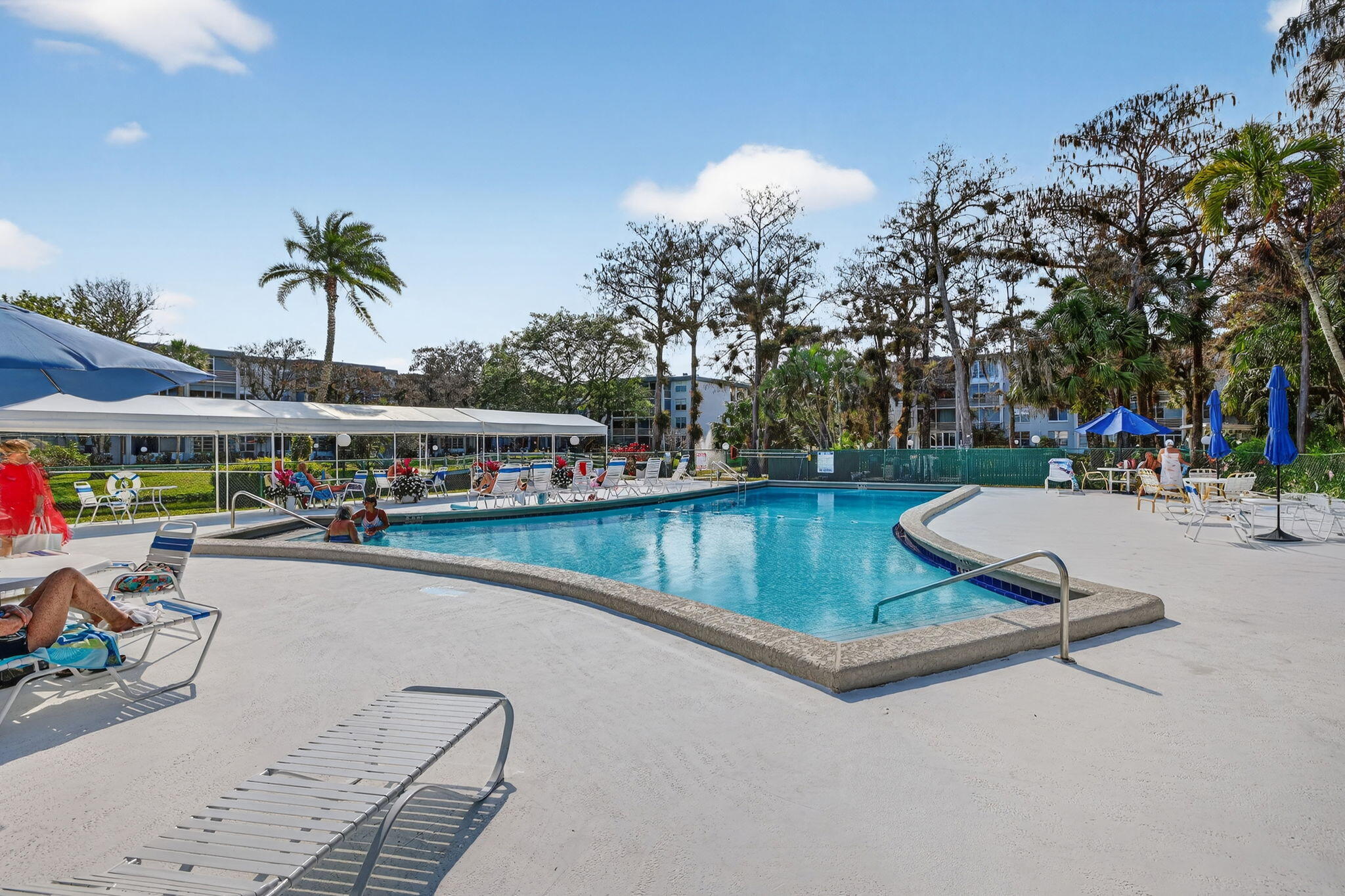 CYPRESS CHASE CONDOMINIUM - Residential