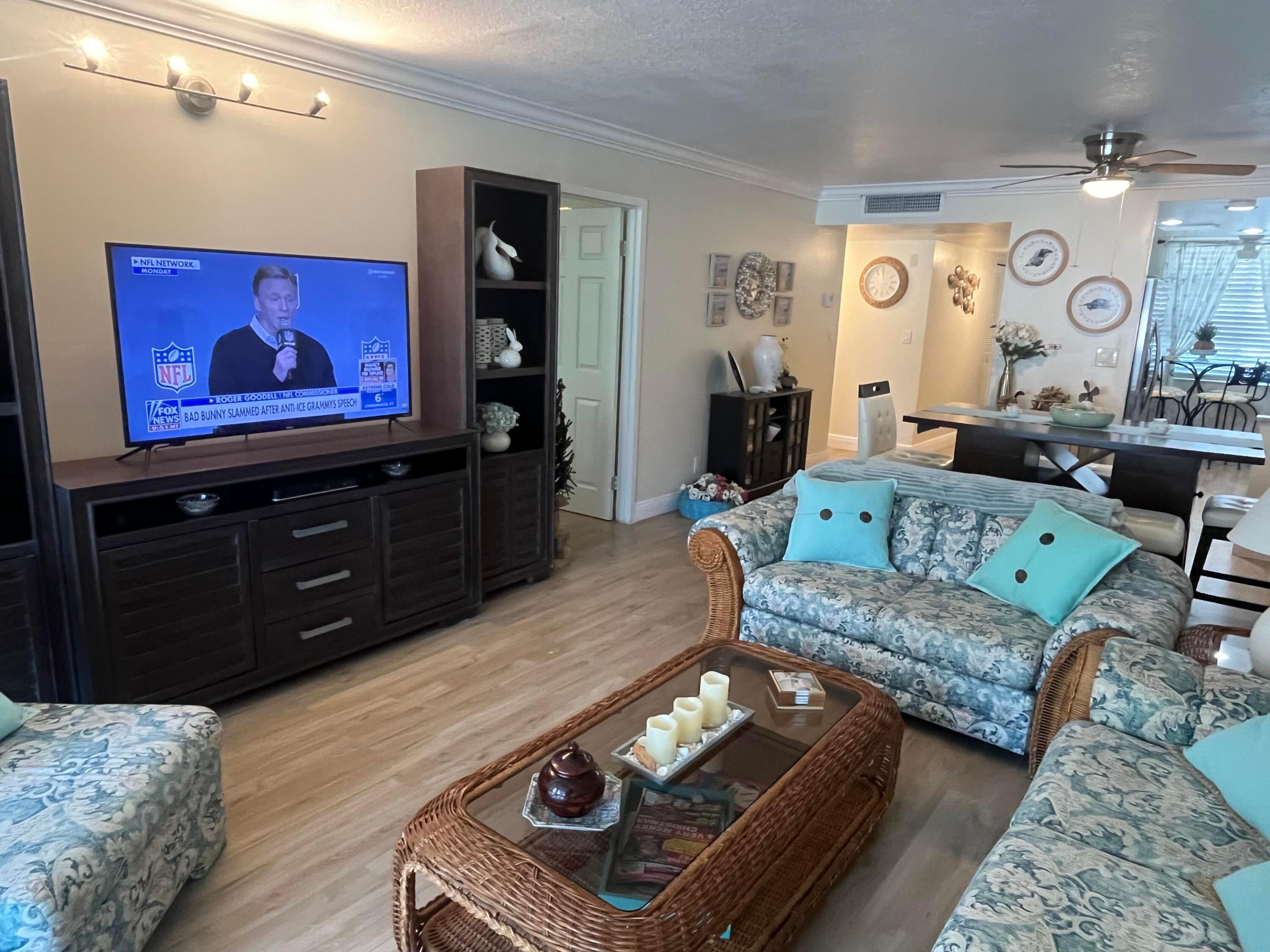 CYPRESS CHASE CONDOMINIUM - Residential