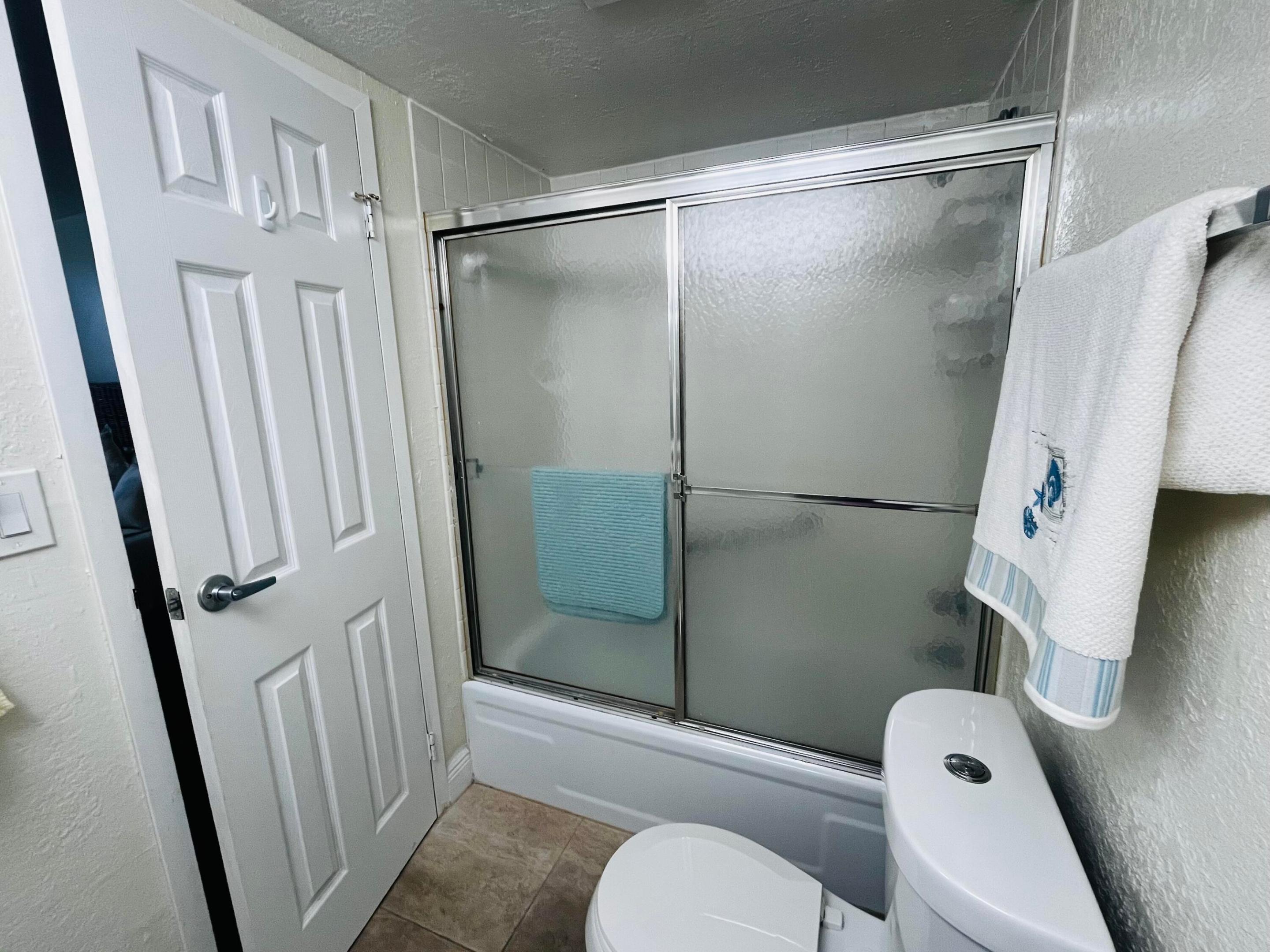 CYPRESS CHASE CONDOMINIUM - Residential