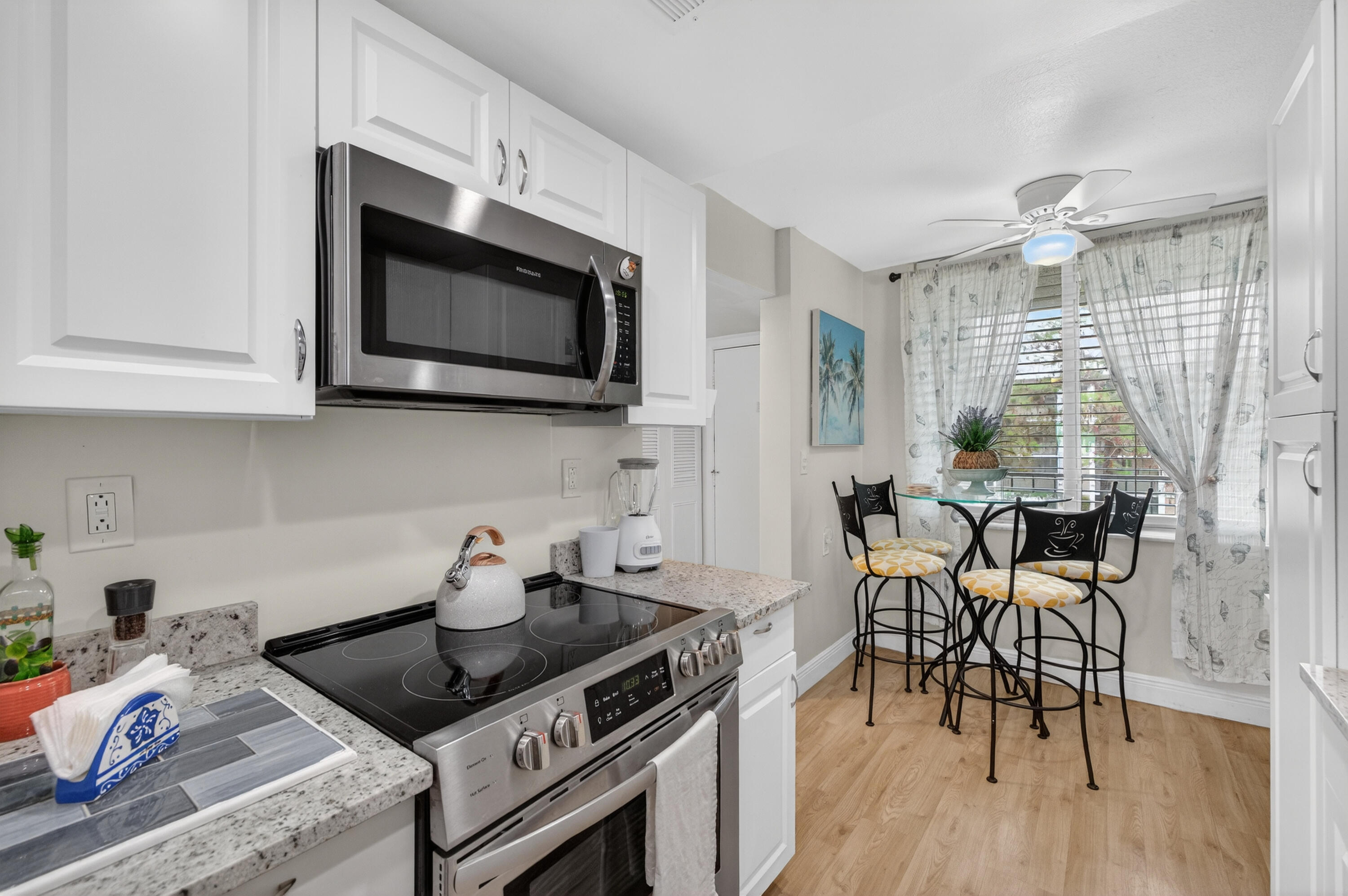CYPRESS CHASE CONDOMINIUM - Residential